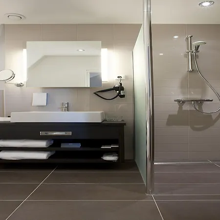 The Manor 4* Amsterdam