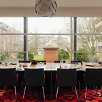 The Manor Szálloda 4*