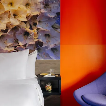 The Manor Szálloda 4*