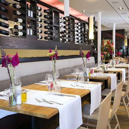 The Manor 4* Amsterdam