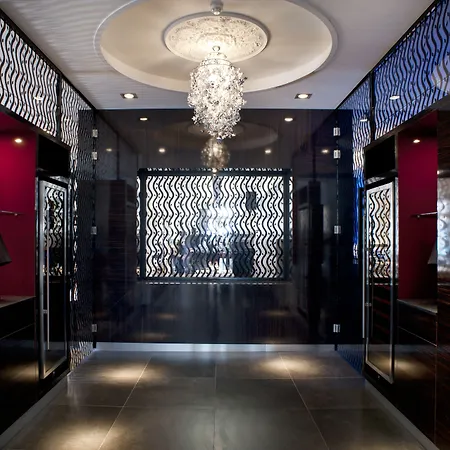 Szálloda The Manor Amszterdam