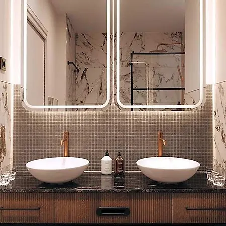 The Manor Amsterdam