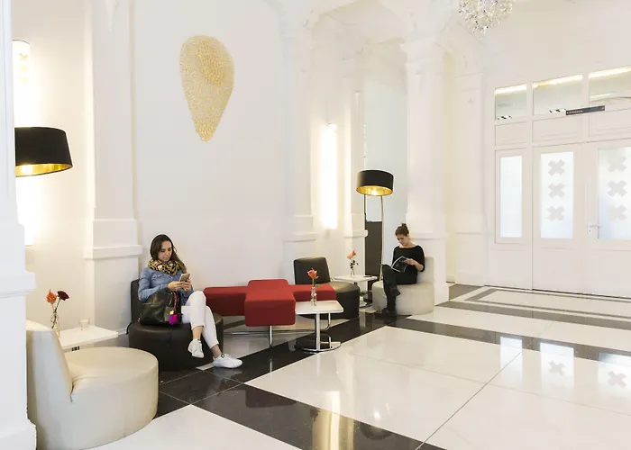 The Manor 4* Амстердам