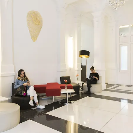 The Manor 4* Ámsterdam