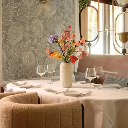 The Manor 4* Ámsterdam